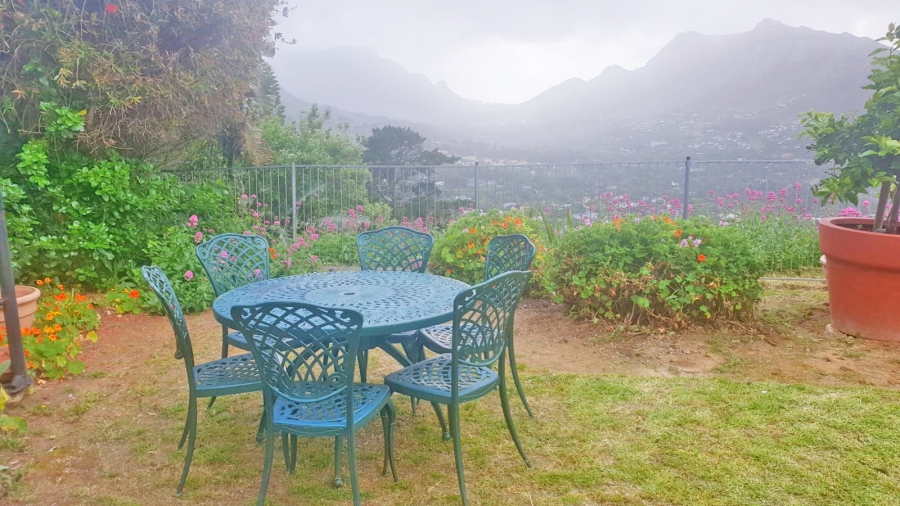 To Let 1 Bedroom Property for Rent in Hout Bay Western Cape